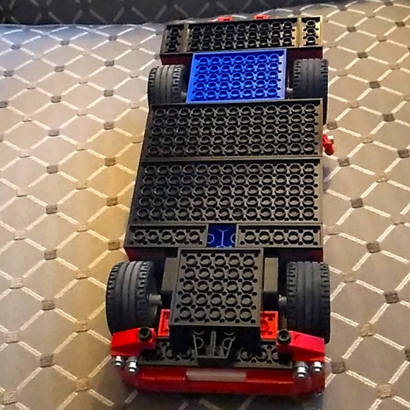 Ferrari Lego Collectable Enzo Racer Series 1:17 (8652) Complete -Retired - Picture 5 of 7